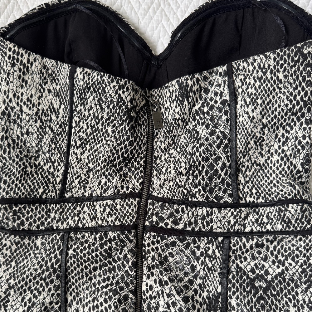 Guess Strapless Snake Print Dress Size 4 Vintage - Picture 7 of 11